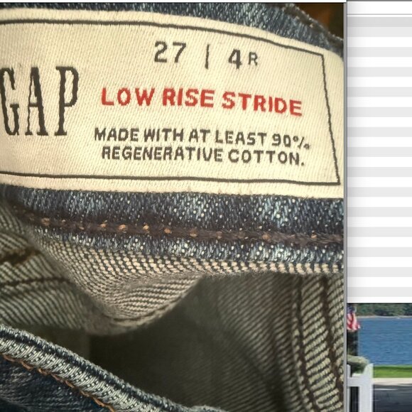 Gap Jeans: low rise stride. 27/4R - Picture 4 of 4